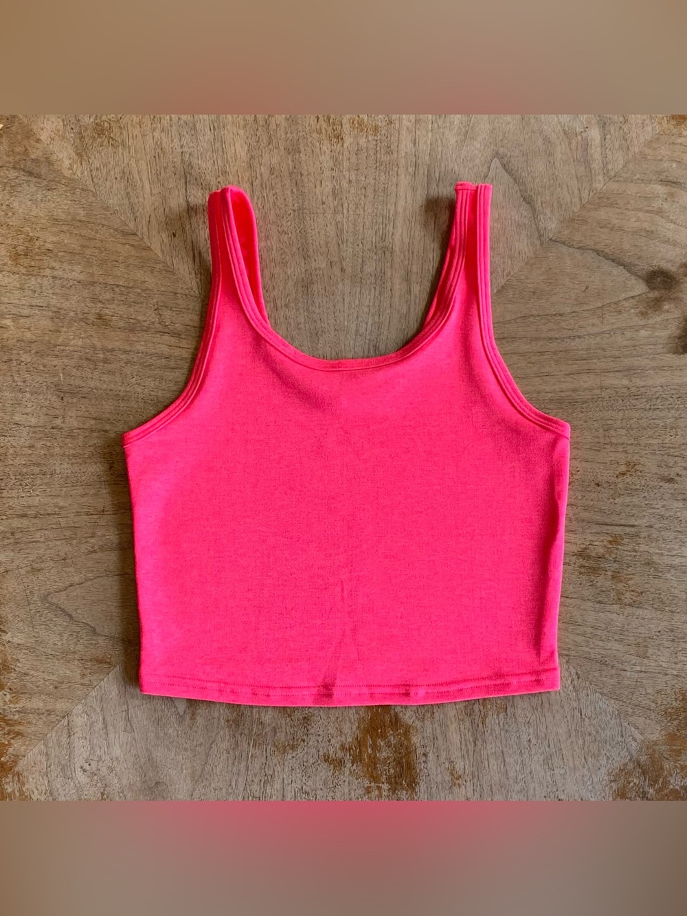 Fleo Neon Puncb Breeze Tank